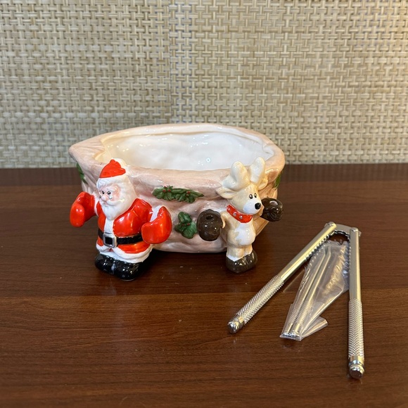 🎄🌟HP🌟VTG 1994 NIB Ceramic Nut Bowl/Nut Cracker House of Lloyd Nuts About XMas - Picture 2 of 13